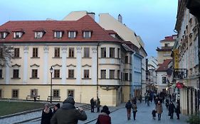 Nice Apartment In Old Town